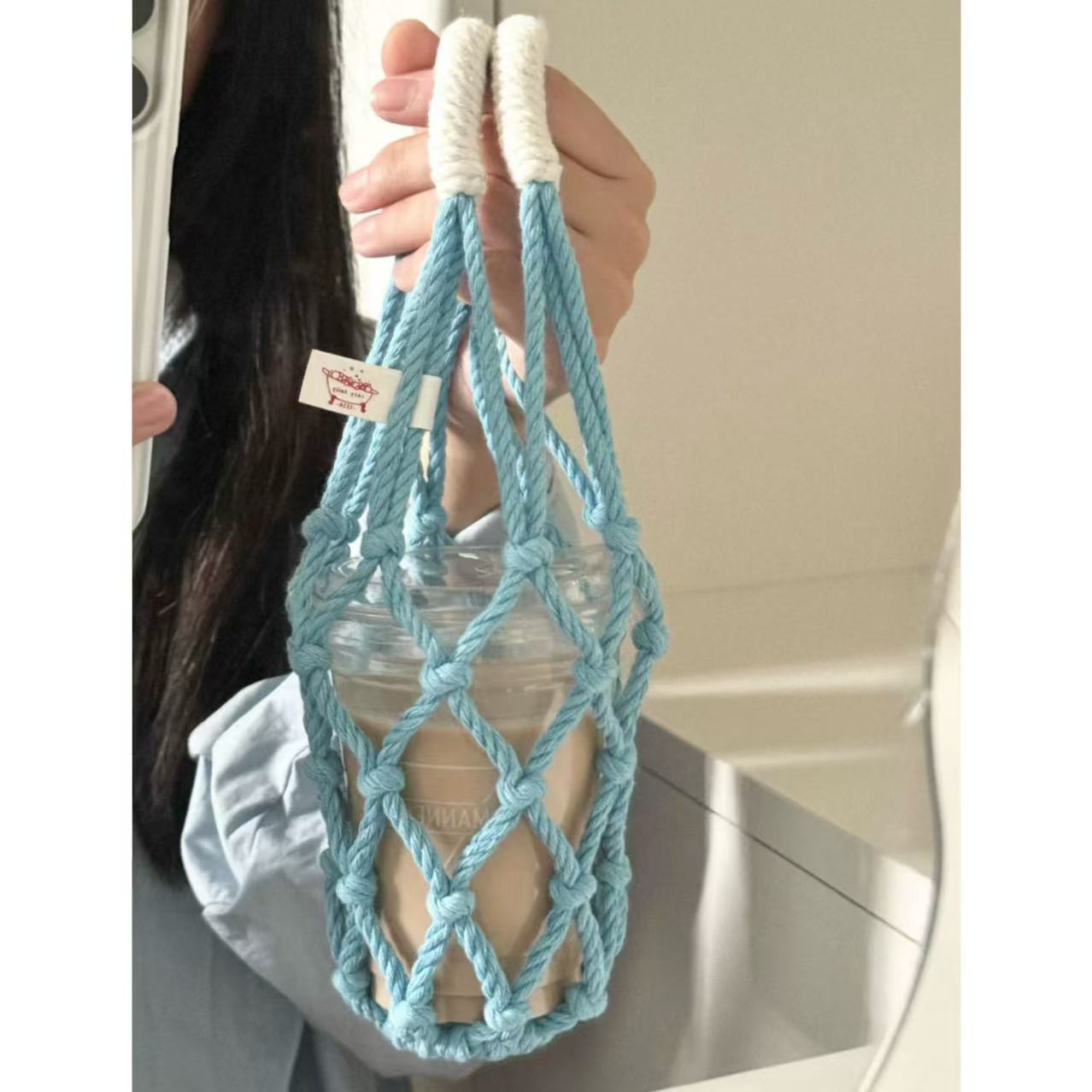 قطعتان من حامل الأكواب المصنوع - مراجعة Coffee Tea Knits وسعره